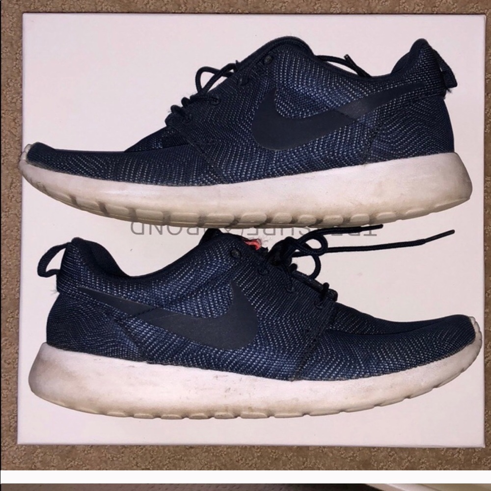 💥NIKE ROSHE💥